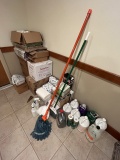 *LOT*ASST CLEANING SUPPLIES & PAPER PRODUCTS