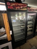 TRUE 1-GLASS DOOR DISPLAY COOLER W/GLASS PANELS ON BOTH SIDES & CASTERS MOD. GEM26