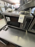 MENUMASTER S/S COMMERCIAL MICROWAVE OVEN MOD. RFS12TSW