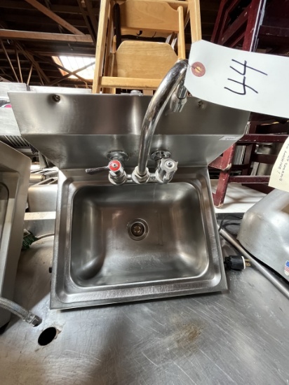 S/S WALL HAND SINK