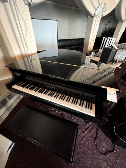YAMAHA 5.3 EBONY GRAND PIANO W/BENCH MOD. G1 SR# R4851204