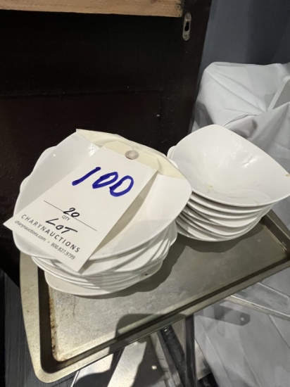 *LOT*(20)WHITE DEEP PLATES