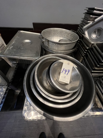 *LOT*(21)ASST S/S MIXING BOWLS & COLANDERS