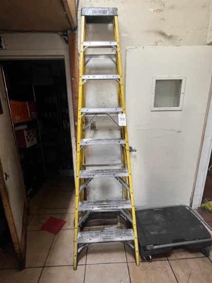 YELLOW FIBERGLASS & ALUMINUM 8' A-FRAME LADDER