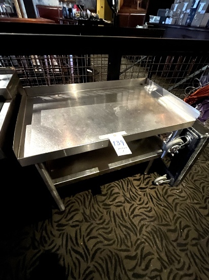 S/S 37"X22" EQUIPMENT STAND W/UNDERSHELF