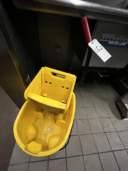YELLOW PLASTIC MOP BUCKET & WRINGER