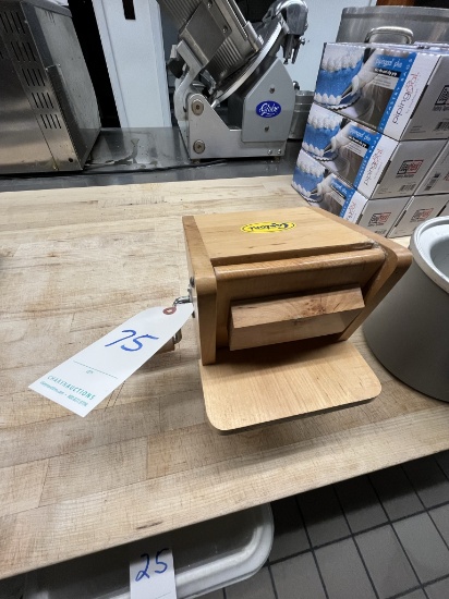 CANTONI WOOD CHEESE GRATER