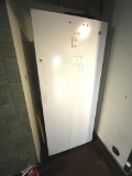 GE WHITE UPRIGHT FREEZER W/DIGITAL DISPLAY (MISSING DOOR HANDLE)