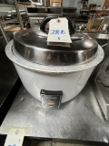 AROMA COMMERCIAL RICE COOKER/WARMER MOD. ARC1033E