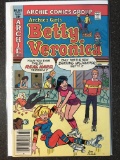Archies Girls Betty and Veronica Comic #307 Archie Series 1981 Bronze Age Archie