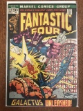 Fantasitc Four Comic #122 Marvel Comics 1972 Bronze Age KEY Cover Art & Story Silver Surfer Vs Galac