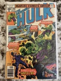 Incredible Hulk Comic #215 Marvel 1977 Bronze Age 30 Cents