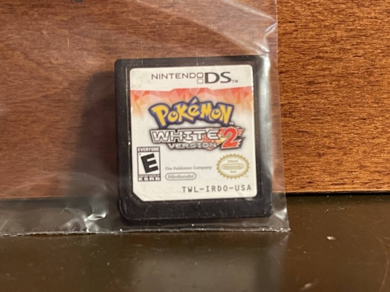 Pokemon White 2 Version Nintendo DS Game Cartridge Clean Tested & Works Great