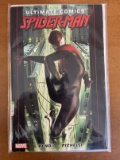 Ultimate Comics Spiderman Volume #1 Graphic Novel TPB Marvel Comics 1st Printing
