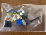 2 Lego Minifigures Director & Cameraman with Camera & Bullhorn