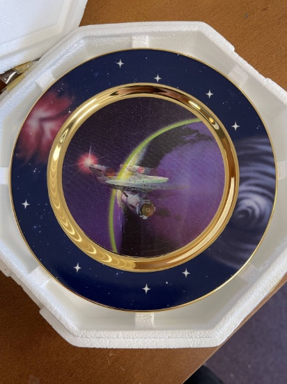 Warp Speed from the Star Trek Ships in Motion Plate Collection #2031A With COA From The Hamilton Col