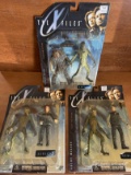 3 Figures The X Files Series 1 Agent Mulder Agent Scully & Attack Alien McFarlaine Toys Original Pac