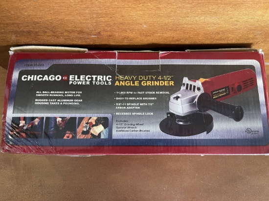 Heavy Duty 4-1/2" Angle Grinder in Like NEW Condition 10 NEW Blades included Chicago Electric Power