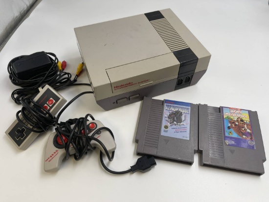 Classic Original Nintendo Works Great With Cords, 2 Controllers and Classic Games RETRO GAMING