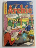 Archie Comic #236 Archie Series 1974 Bronze Age 25 Cents