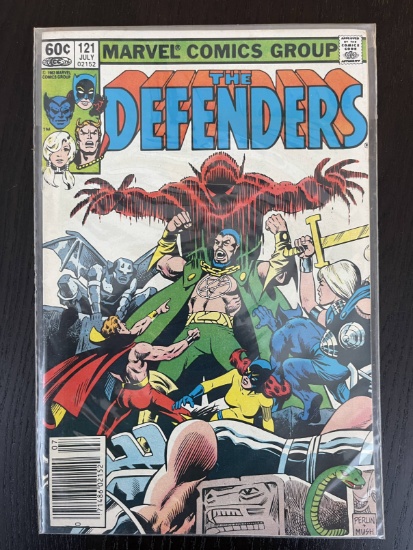 Defenders Comic #121 Marvel 1983 Bronze Age Beast Angel Gargoyle Valkyrie Moondragon Iceman 60 Cents