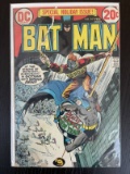 Batman Comics #247 DC Comics 1973 Bronze Age 20 Cents Deadly New Year Dick Giordano
