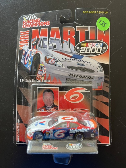 Racing Champions Mark Martin Nascar 2000 1:64 Scale w collector card