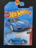 Hot Wheels Porsche 918 Spyder 2017 Carded