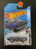 Hot Wheels on Card, Plastic Coming Loose 69 Camaro 3/5 HW Roadsters 2017