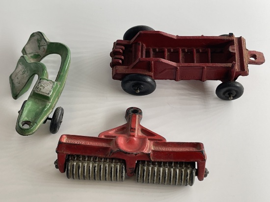 3 Farm Tools Machinery Trailers Auburn Rubber 1930 Antique Toys Red & Green Turbine Wheels