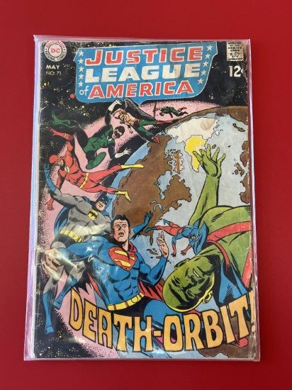 Justice League of America Comic #71 DC Comics Silver Age