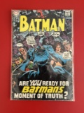 Batman Comic #211 DC Comics Silver Age Comic 12 Cent Cover No Back Cover
