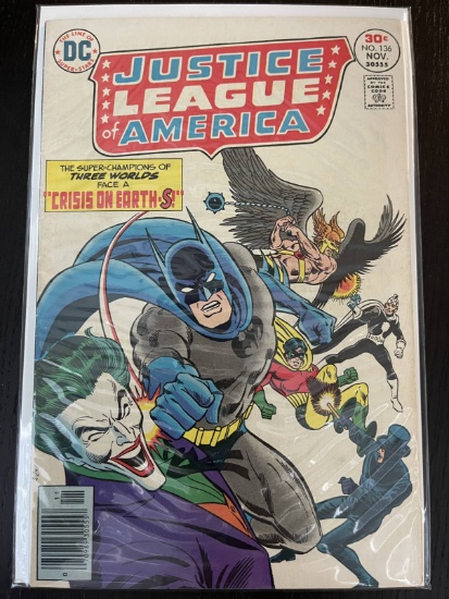 Justice League of America Comic #136 DC Comics 30 Cents Bronze Age 1976 Ernie Chan JOKER