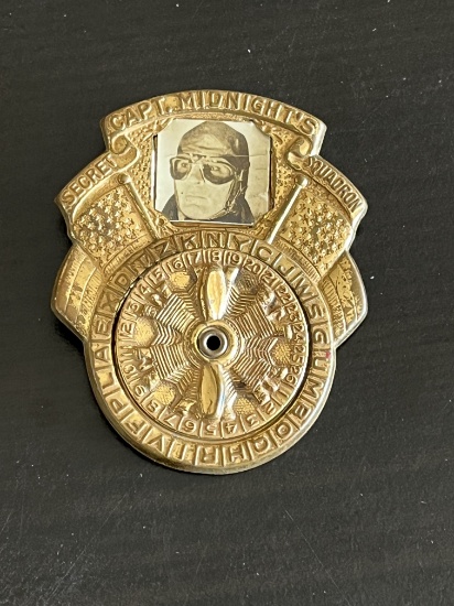 1942 Captain Midnight Photo Decoder Badge