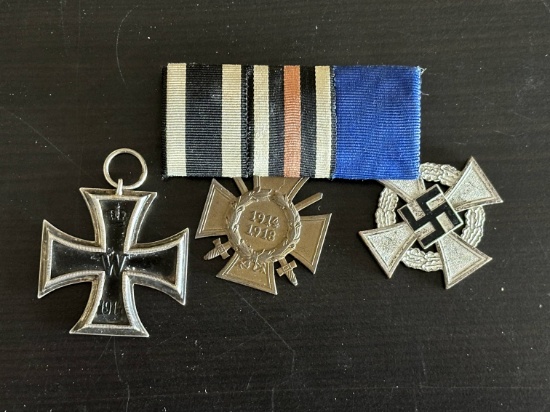 WWI / WWII German Mounted (3) Medal Bar.