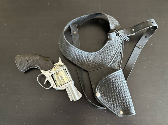 1960's Mattel Shootin' Shell .38 with Shoulder Holster. Snub-nose.