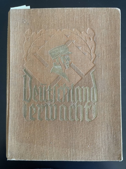 WWII German   Deutschland Erwacht   Cigarette Card Album (with cards)