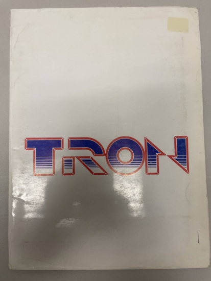 (5) Original 1982   Tron   Movie Stills in Press Kit Folder (Disney)