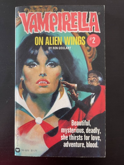 Vampirella #2/1975 Paperback Book