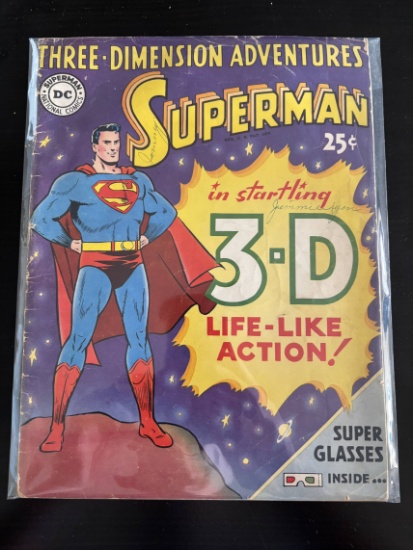 Three-Dimension Adventures Superman in startling 3-D DC Golden Age 1953