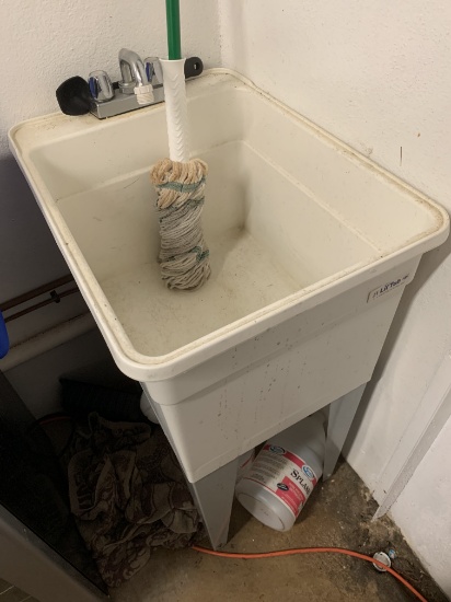 Lil Tub Model 21 White Plastic Mop Sink w/Faucet