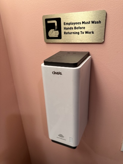 Cintas Automatic Soap Dispenser White