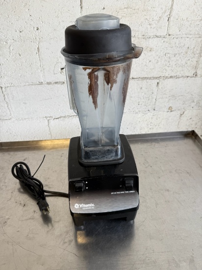 Vitamix VMO100 Commercial Two-Speed Drink Machine
