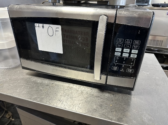 Black & Decker Black Microwave Oven