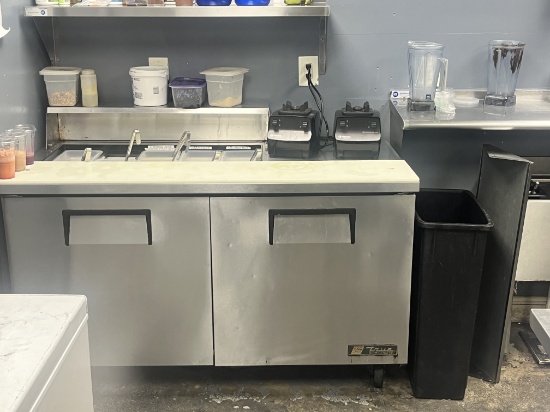 True TSSU-60-10 60" 2dr. S/S Sandwich Unit w/Cutboard on Casters