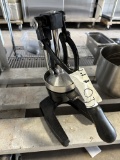 C/T Manual Citrus Juice Extractor