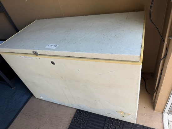 GE 50.5" White Chest Freezer