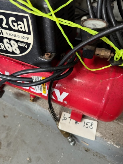 Husky Whisper68 dB (A) 100 Max PSI 2 Gal Air Compressor