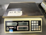 Avery Berkel CZ442 30lb. Digital Scale