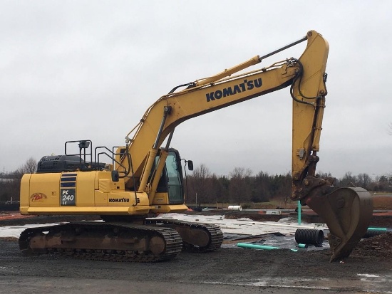 2015 Komatsu PC240LC-11 Hydraulic Excavator